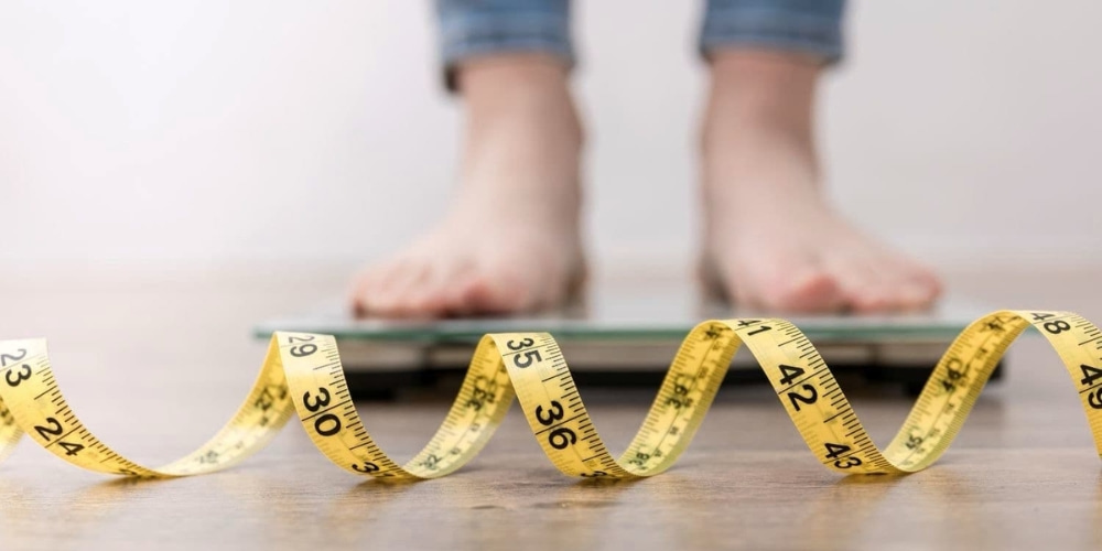 Why has obesity become a global public health issue? How can we effectively manage our weight through a comprehensive strategy?